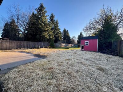 3175 Pennsylvania Street , Longview, WA 98632 - Photo 10