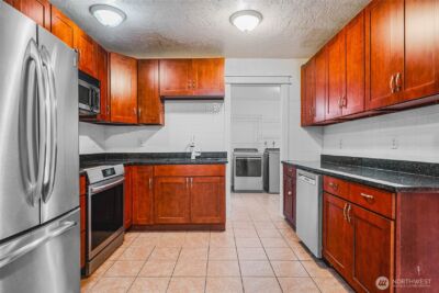 1311 E 68th Street , Tacoma, WA 98404 - Photo 6