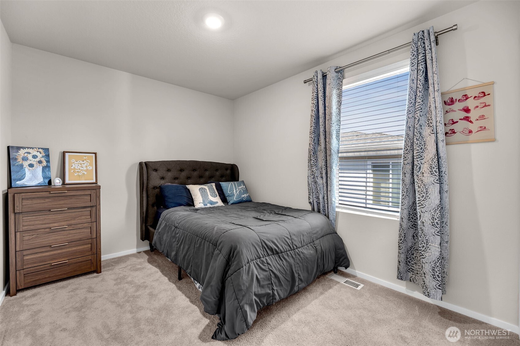 2936 N 3rd Way , Ridgefield, WA 98642