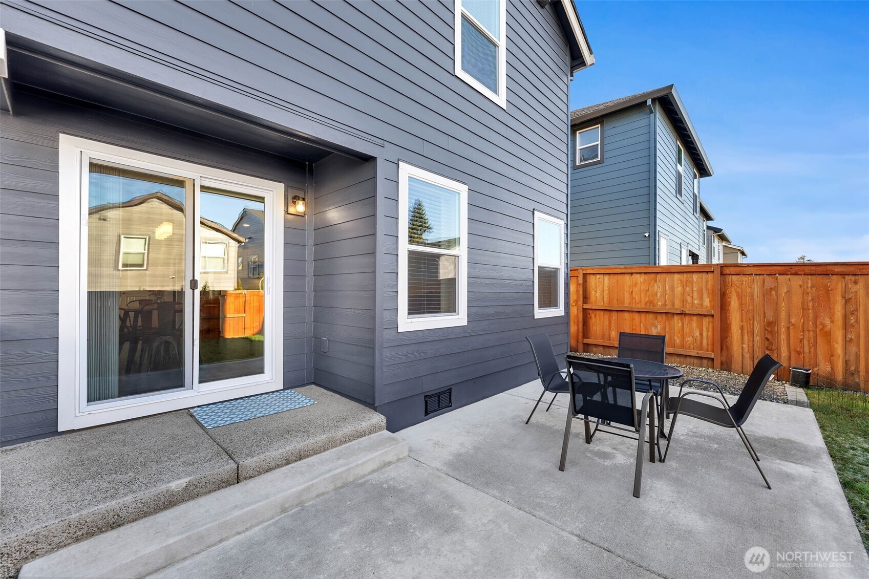 2936 N 3rd Way , Ridgefield, WA 98642