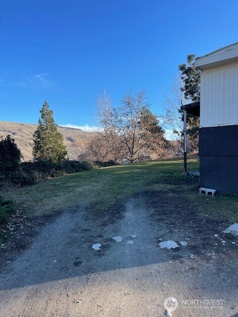 270 Starr Road , Pateros, WA 98846