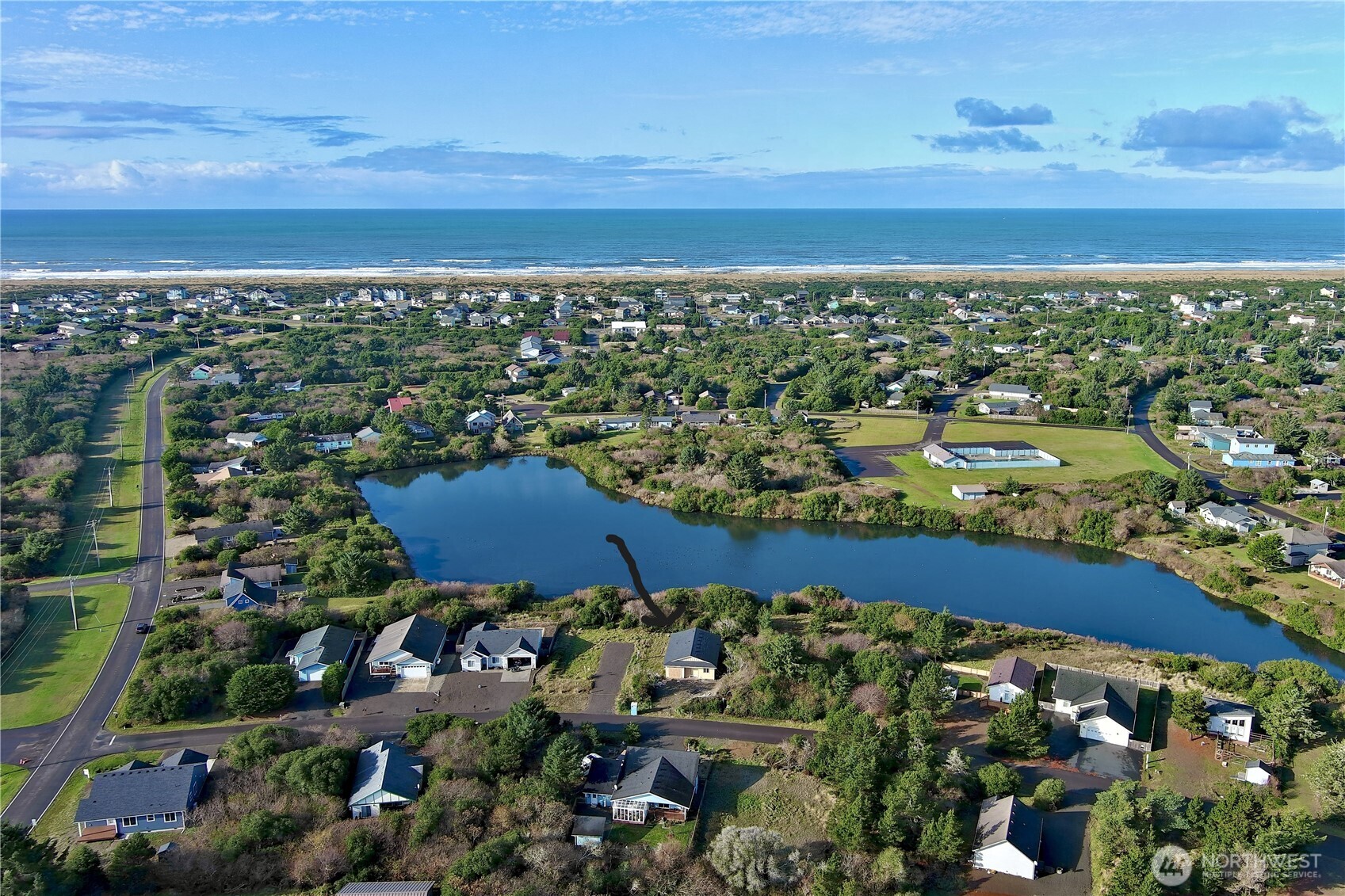 957 Cascade Avenue SW, Ocean Shores, WA 98569