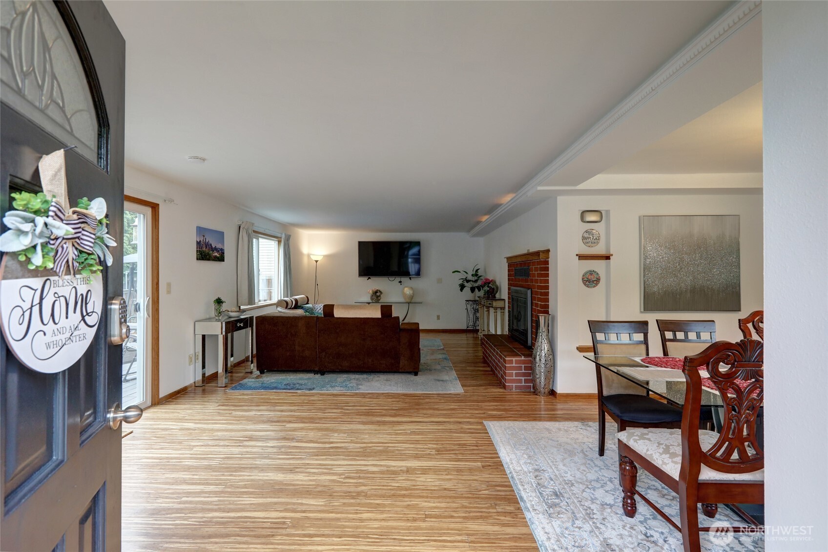 7820 NE 195th Street , Kenmore, WA 98028-5006