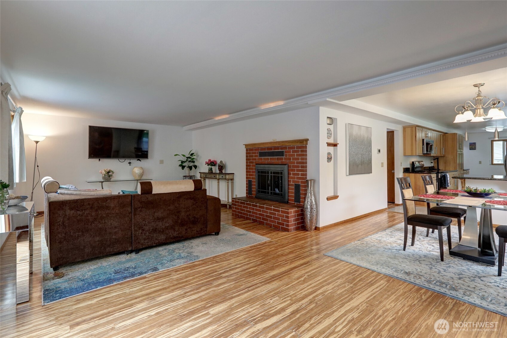 7820 NE 195th Street , Kenmore, WA 98028-5006