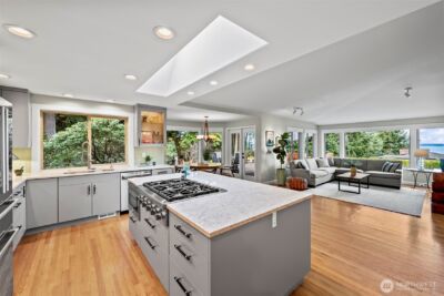 3139 Soundview Court , Gig Harbor, WA 98335 - Photo 3