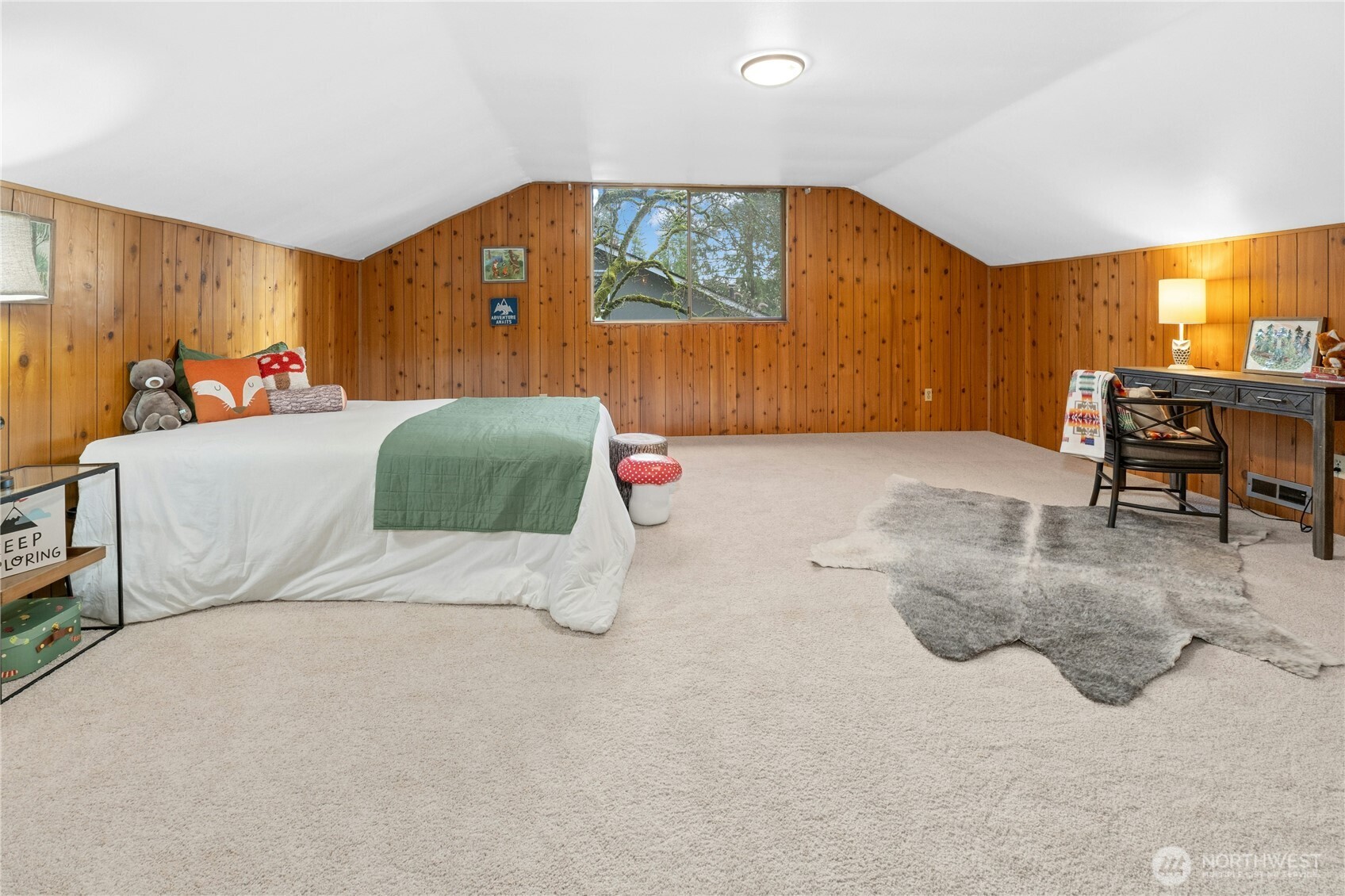 1912 161st Avenue NE, Bellevue, WA 98008