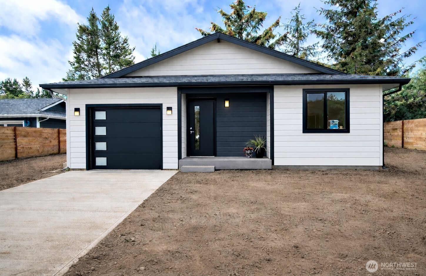 1150 S Ocean Shores Boulevard , Ocean Shores, WA 98569