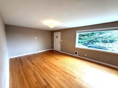 2606 4th Avenue N, Seattle, WA 98109 - Photo 16
