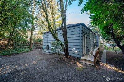 2606 4th Avenue N, Seattle, WA 98109 - Photo 29