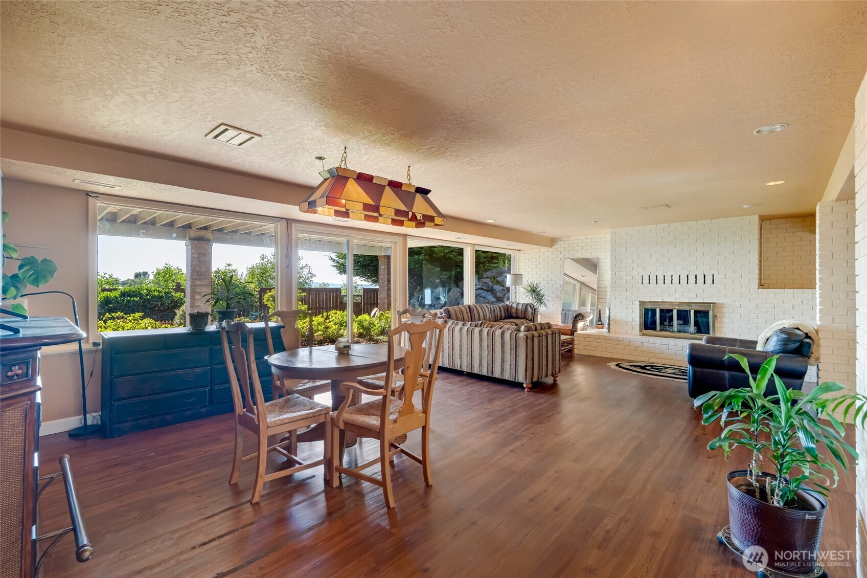 416 Alverson Boulevard , Everett, WA 98201