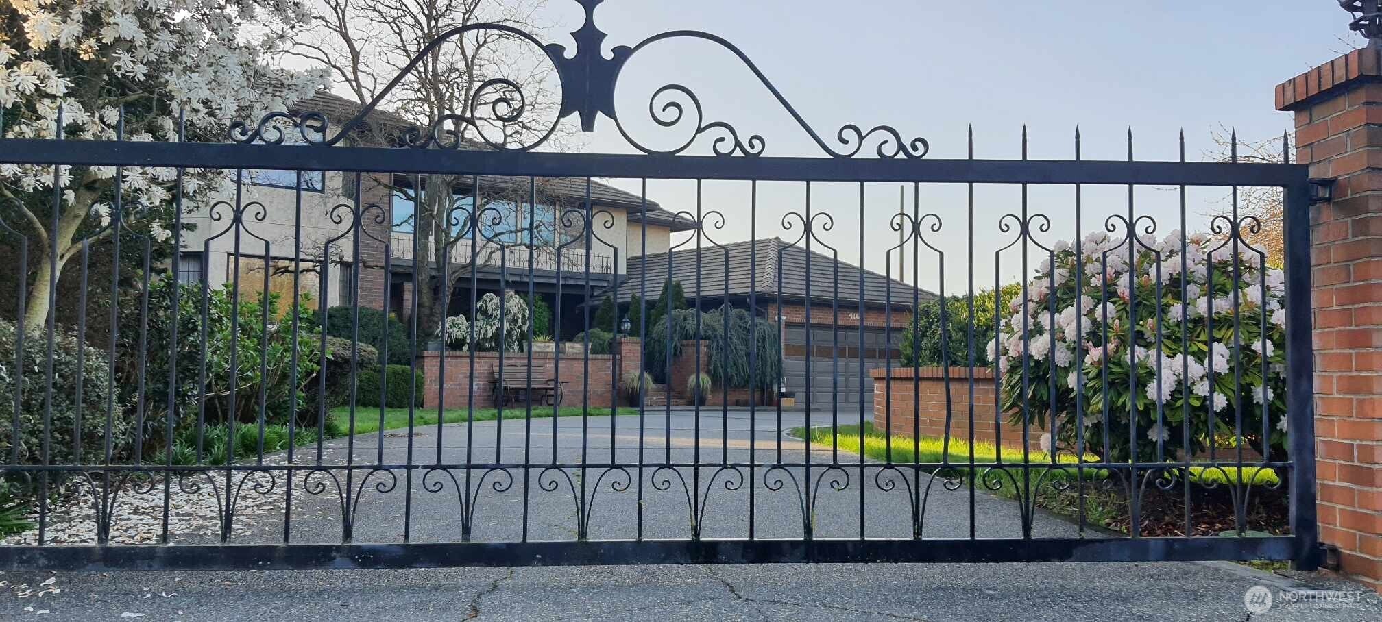 416 Alverson Boulevard , Everett, WA 98201