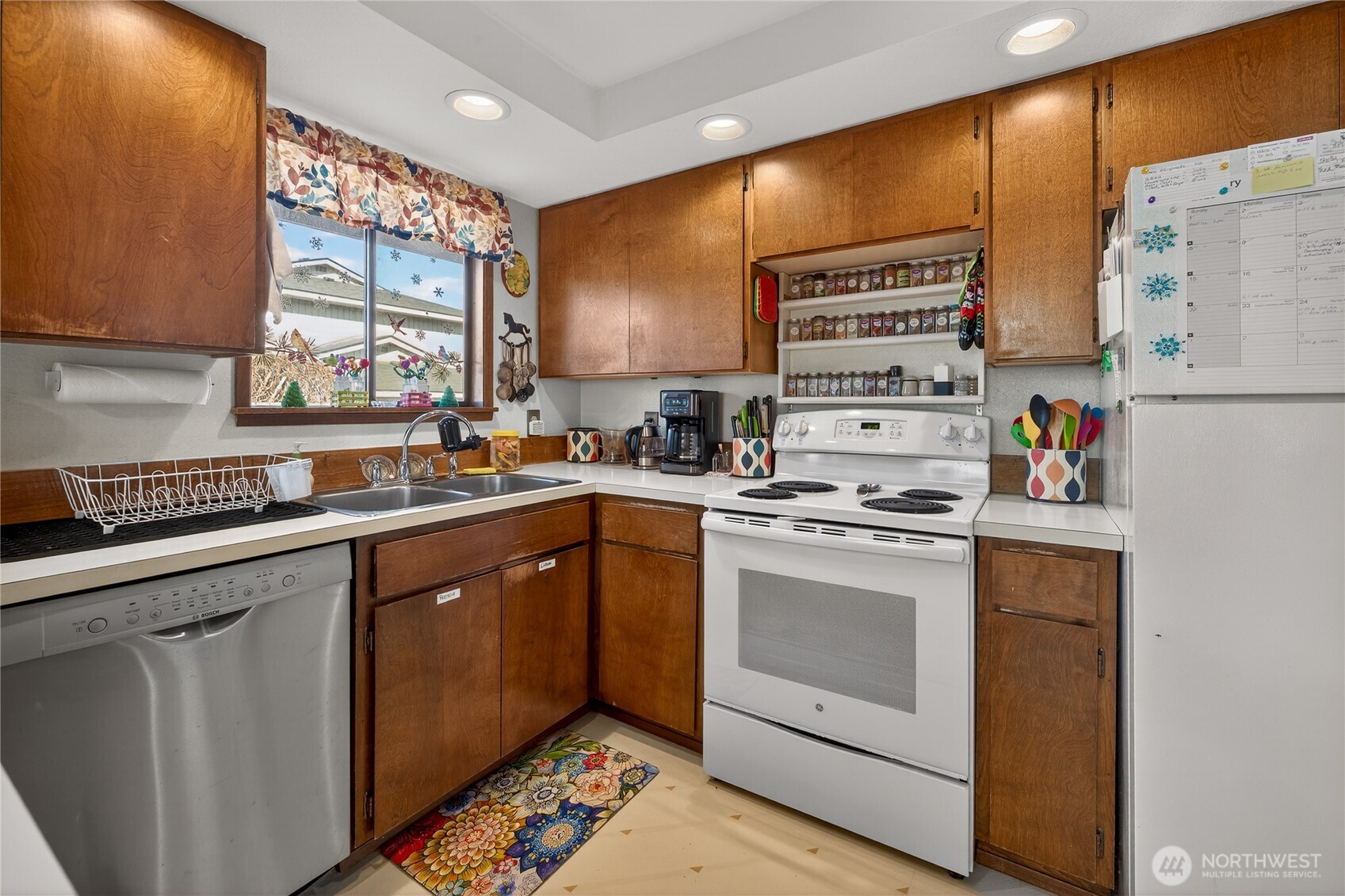 2149 NE 1st Street , East Wenatchee, WA 98802-1111