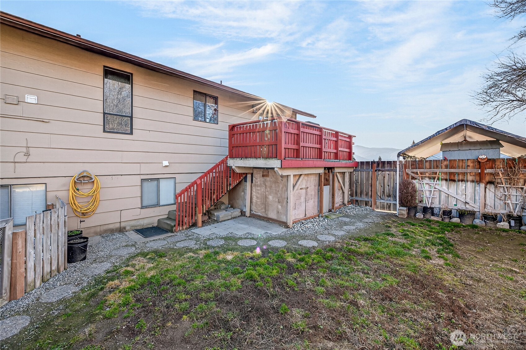 2149 NE 1st Street , East Wenatchee, WA 98802-1111