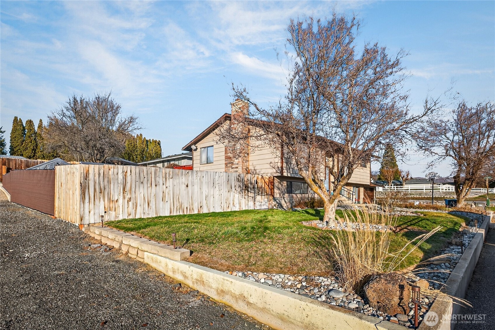 2149 NE 1st Street , East Wenatchee, WA 98802-1111