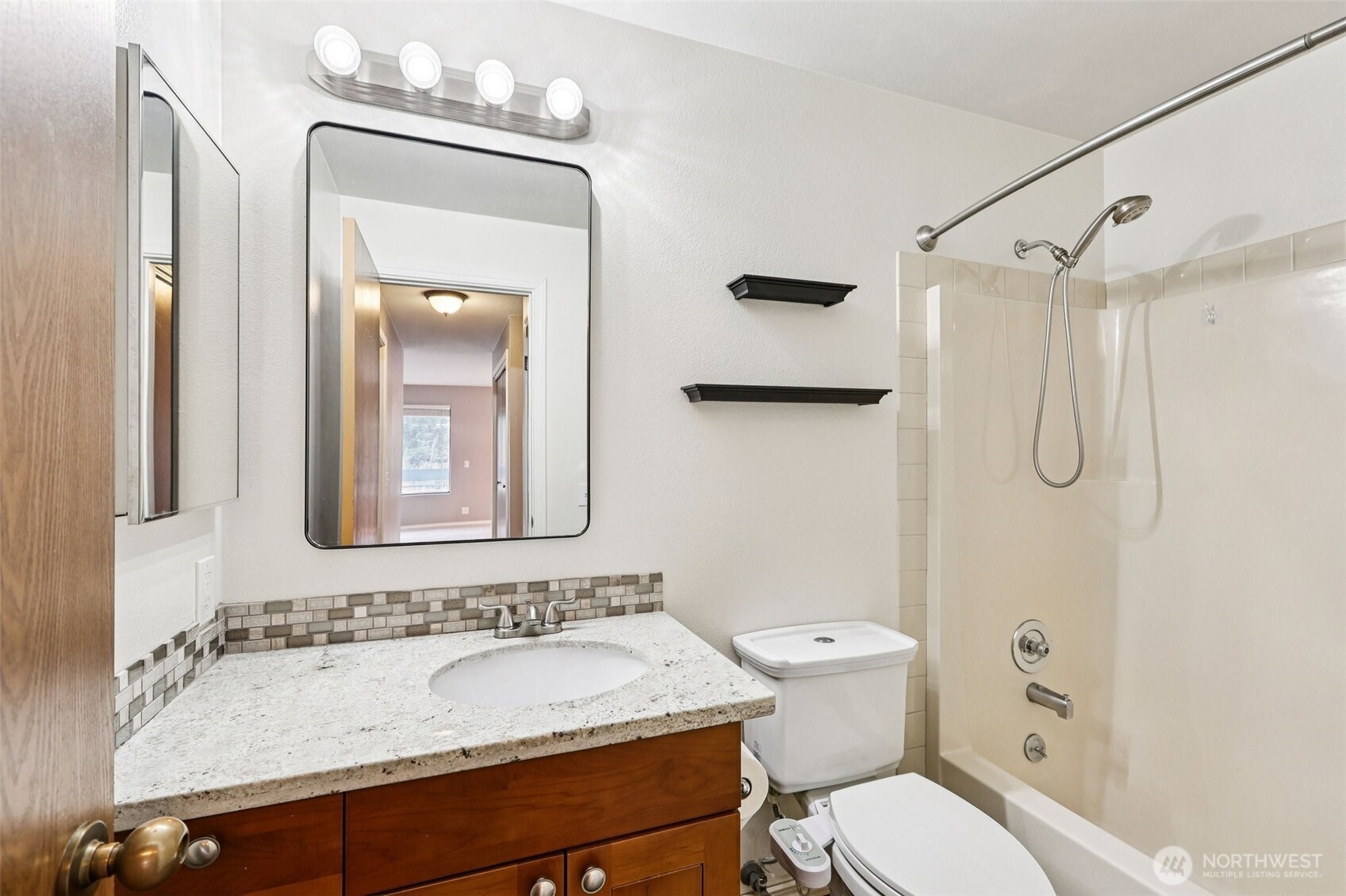 12300 33rd Avenue NE #402, Seattle, WA 98125