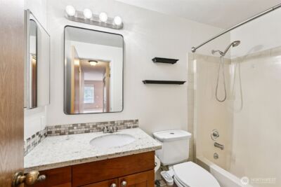 12300 33rd Avenue NE #402, Seattle, WA 98125 - Photo 12