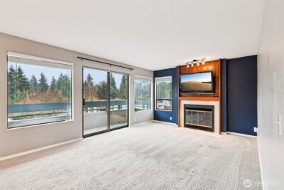 12300 33rd Avenue NE #402, Seattle, WA 98125 - Photo 5