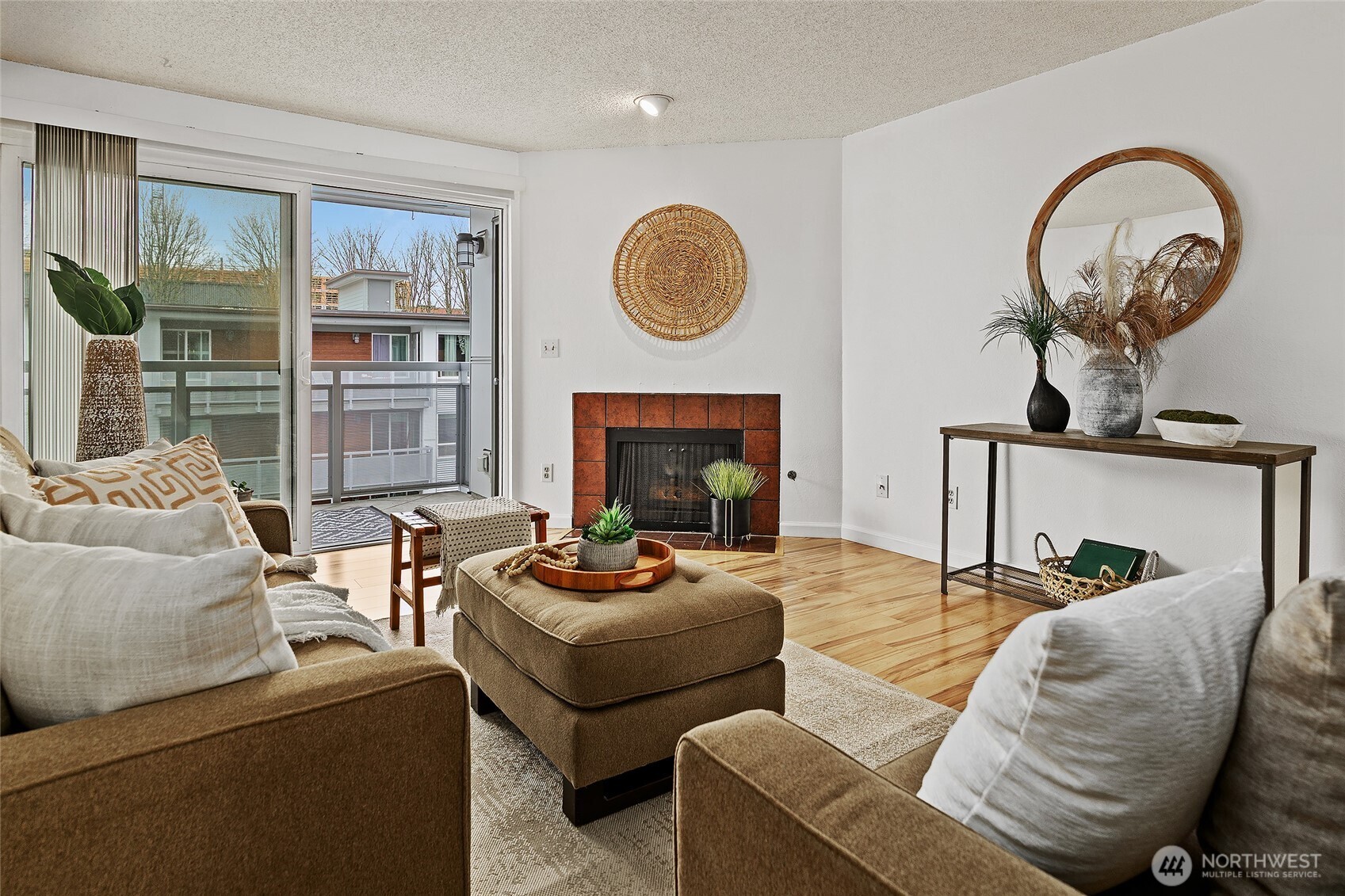 10501 8th Avenue NE #406, Seattle, WA 98125