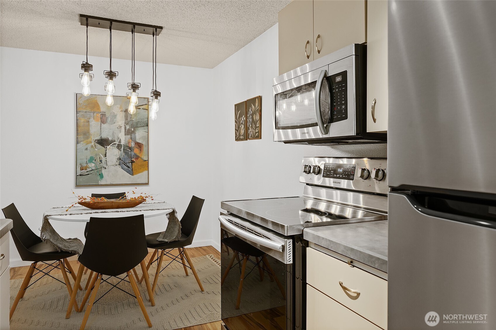 10501 8th Avenue NE #406, Seattle, WA 98125