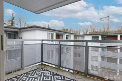 10501 8th Avenue NE #406, Seattle, WA 98125 - Photo 25