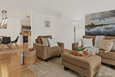 10501 8th Avenue NE #406, Seattle, WA 98125 - Photo 5