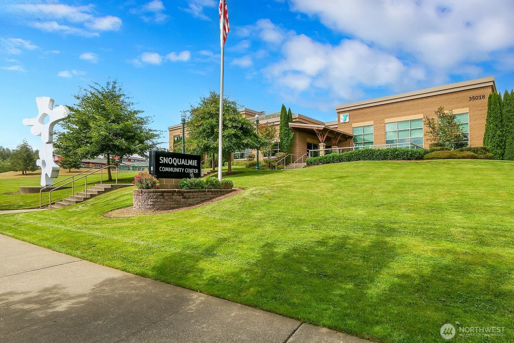 9509 Hancock Avenue SE, Snoqualmie, WA 98065