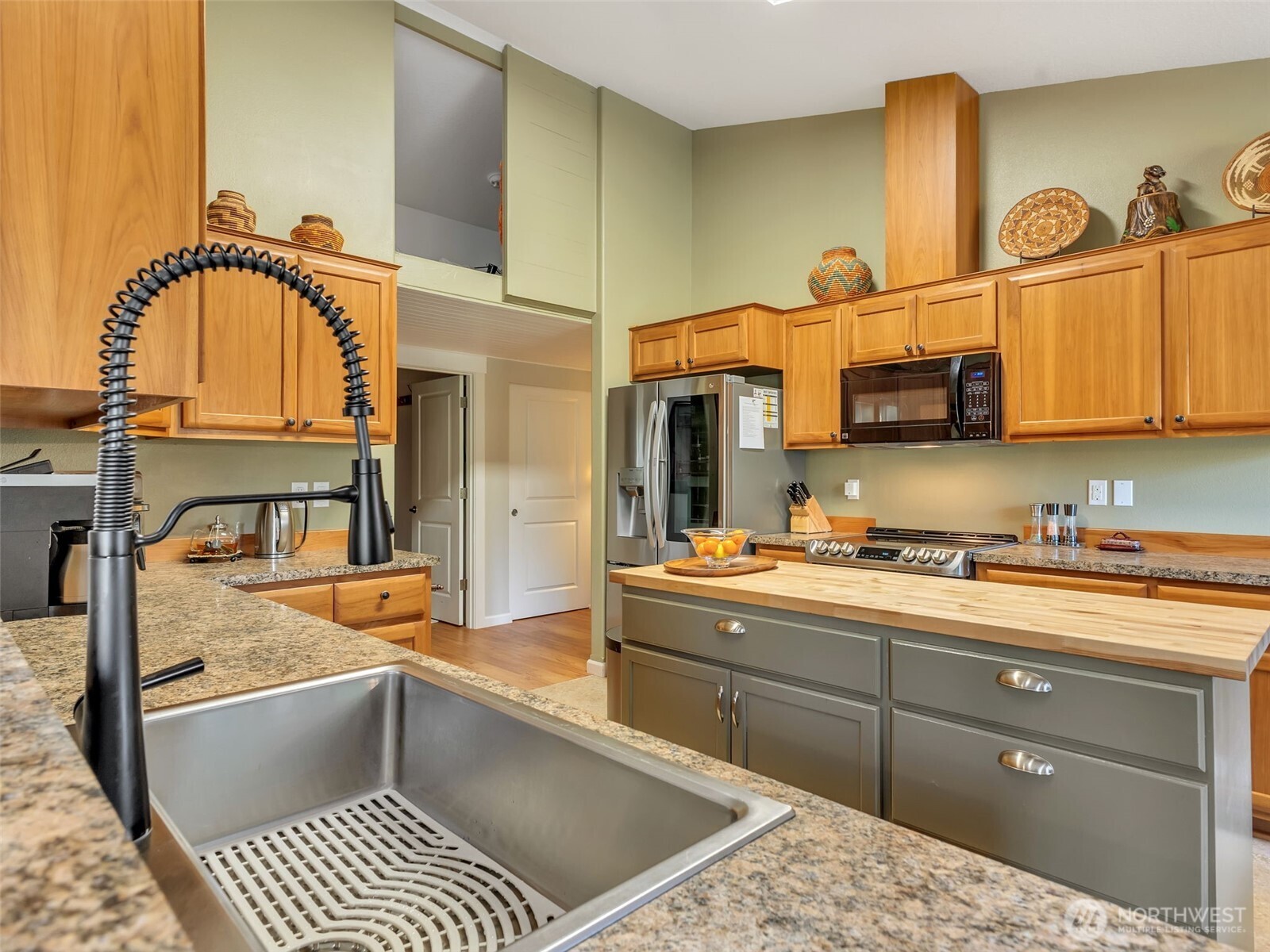 18215 Mill Lane , Long Beach, WA 98631