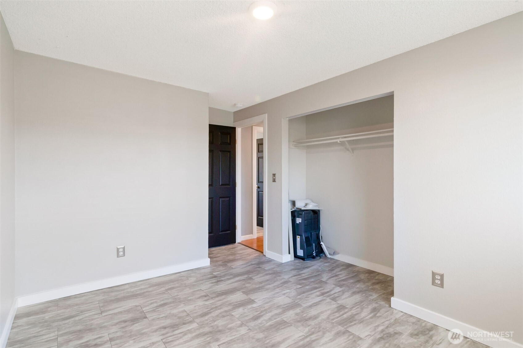 21011 54th Avenue W, Lynnwood, WA 98036