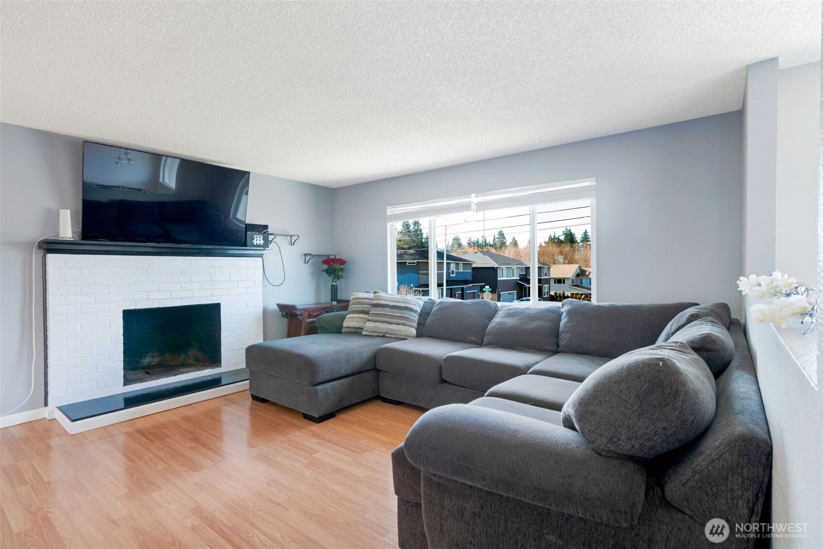 21011 54th Avenue W, Lynnwood, WA 98036