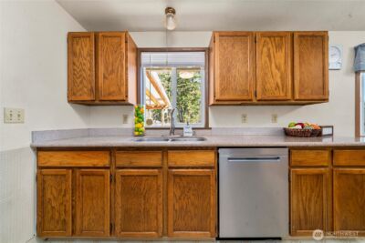 16019 7th Avenue Ct E, Tacoma, WA 98445 - Photo 14