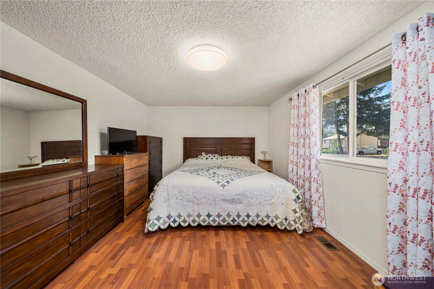 16019 7th Avenue Ct E, Tacoma, WA 98445