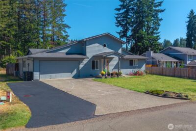 16019 7th Avenue Ct E, Tacoma, WA 98445 - Photo 2