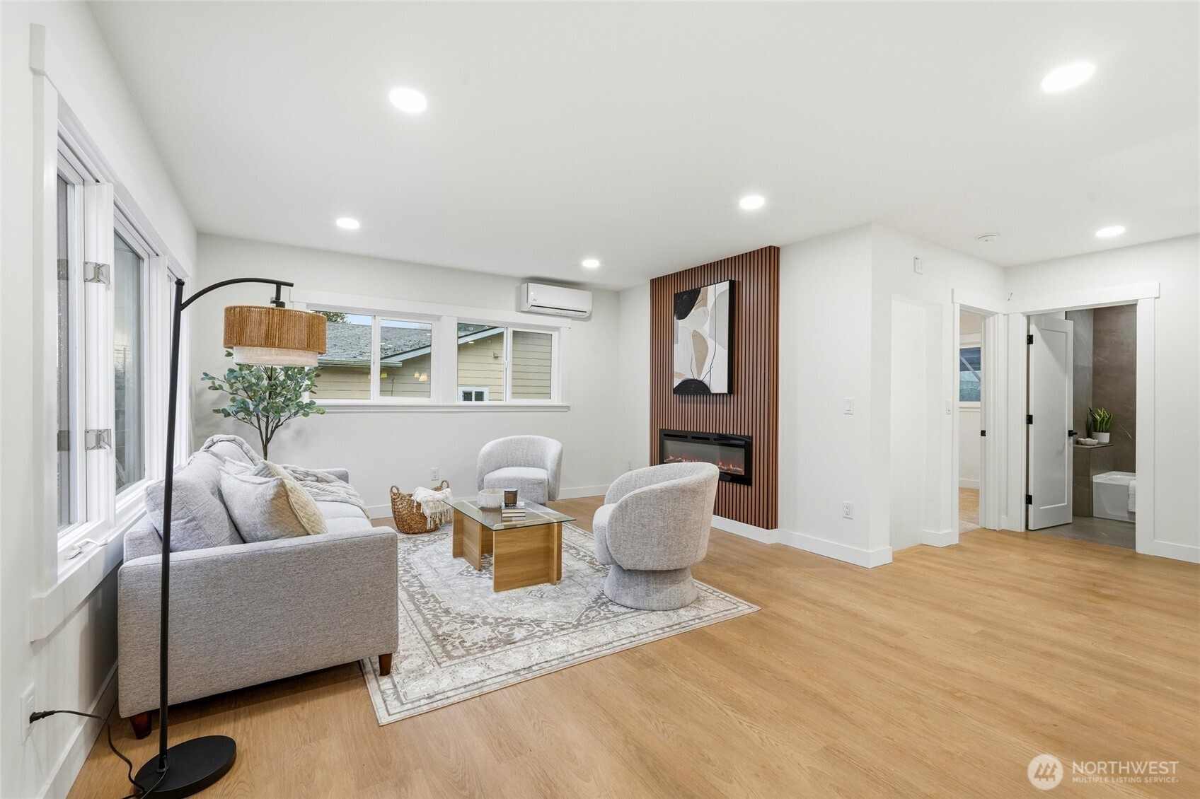 10731 18th Avenue SW, Seattle, WA 98146