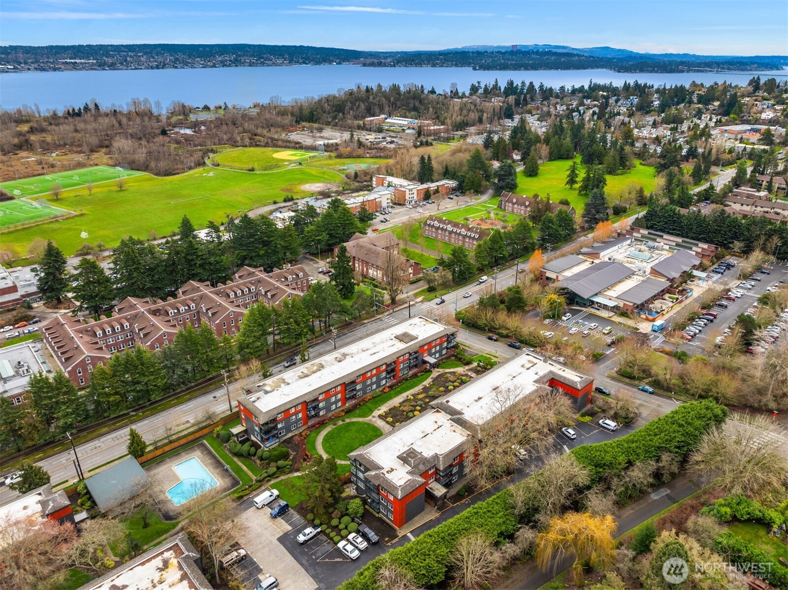 5818 NE 70th Street #A411, Seattle, WA 98115