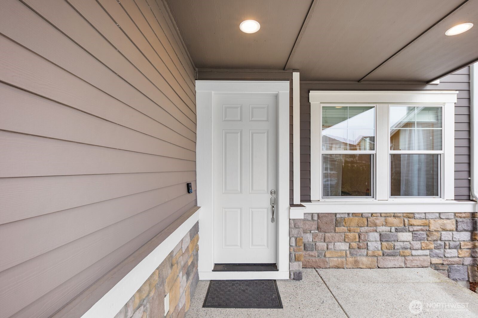 27318 14th Court S, Des Moines, WA 98198