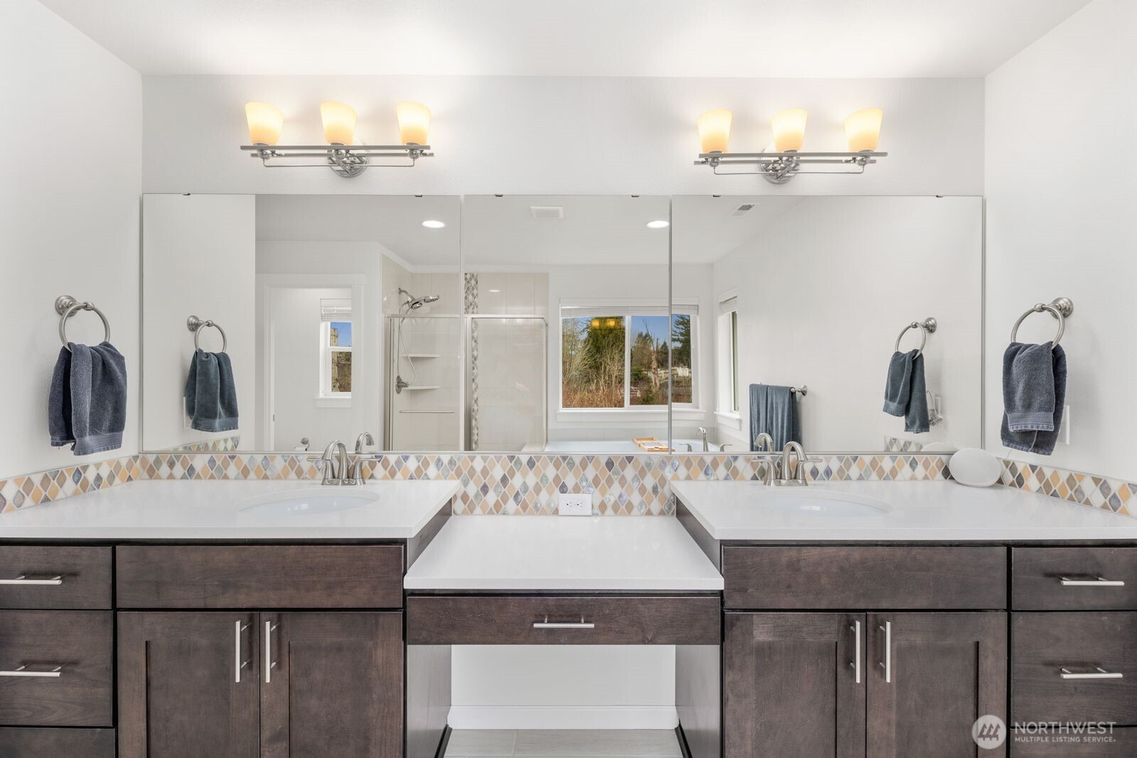 27318 14th Court S, Des Moines, WA 98198