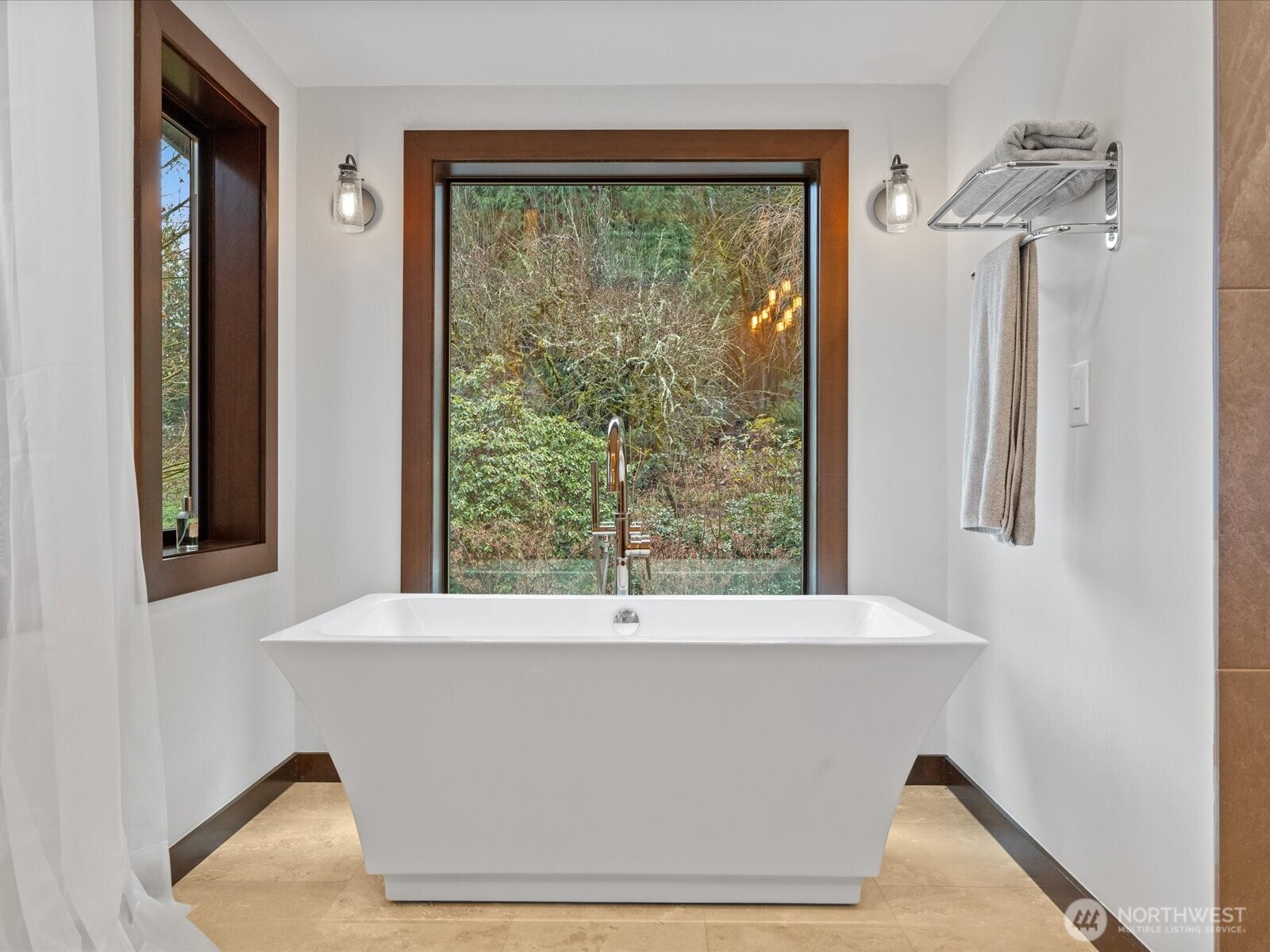 11202 204th Avenue NE, Redmond, WA 98053