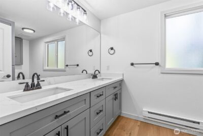 11785 Penny Place NE, Bainbridge Island, WA 98110 - Photo 33