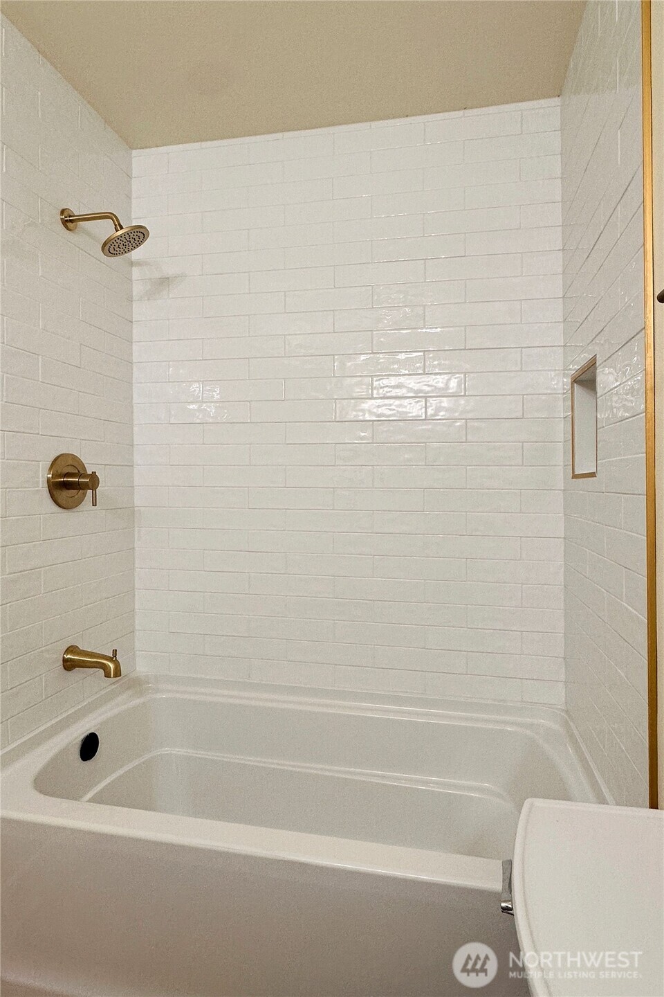 6417 E Michigan Street , Port Orchard, WA 98366