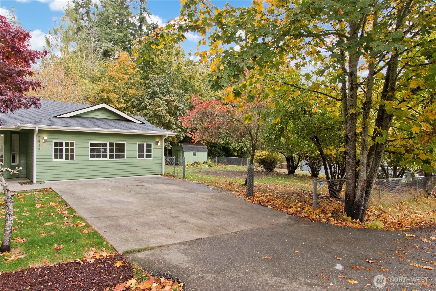 6417 E Michigan Street , Port Orchard, WA 98366