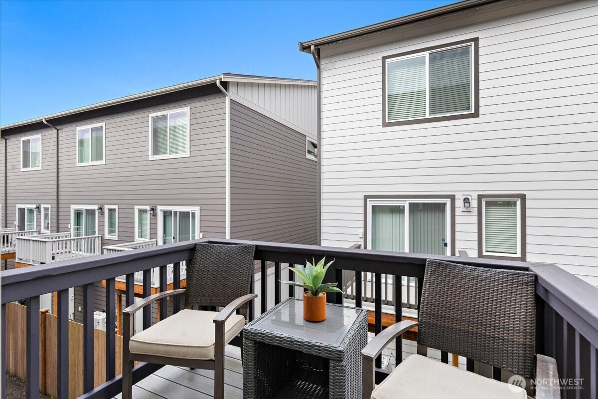 9612 19th Avenue SE #A, Everett, WA 98208