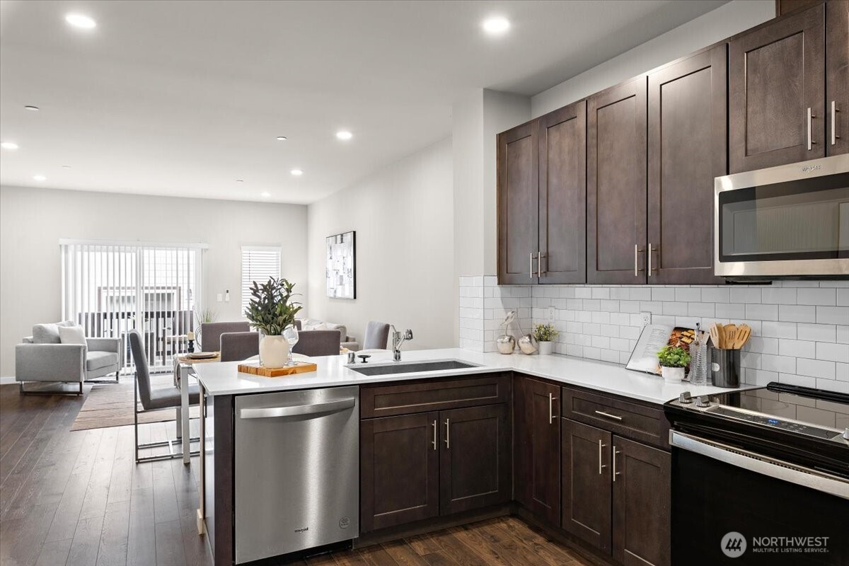 9612 19th Avenue SE #A, Everett, WA 98208