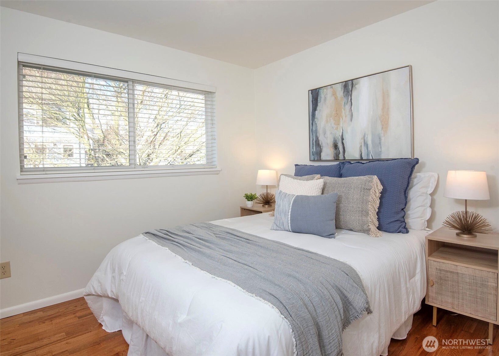 865 NW 75th Street , Seattle, WA 98117