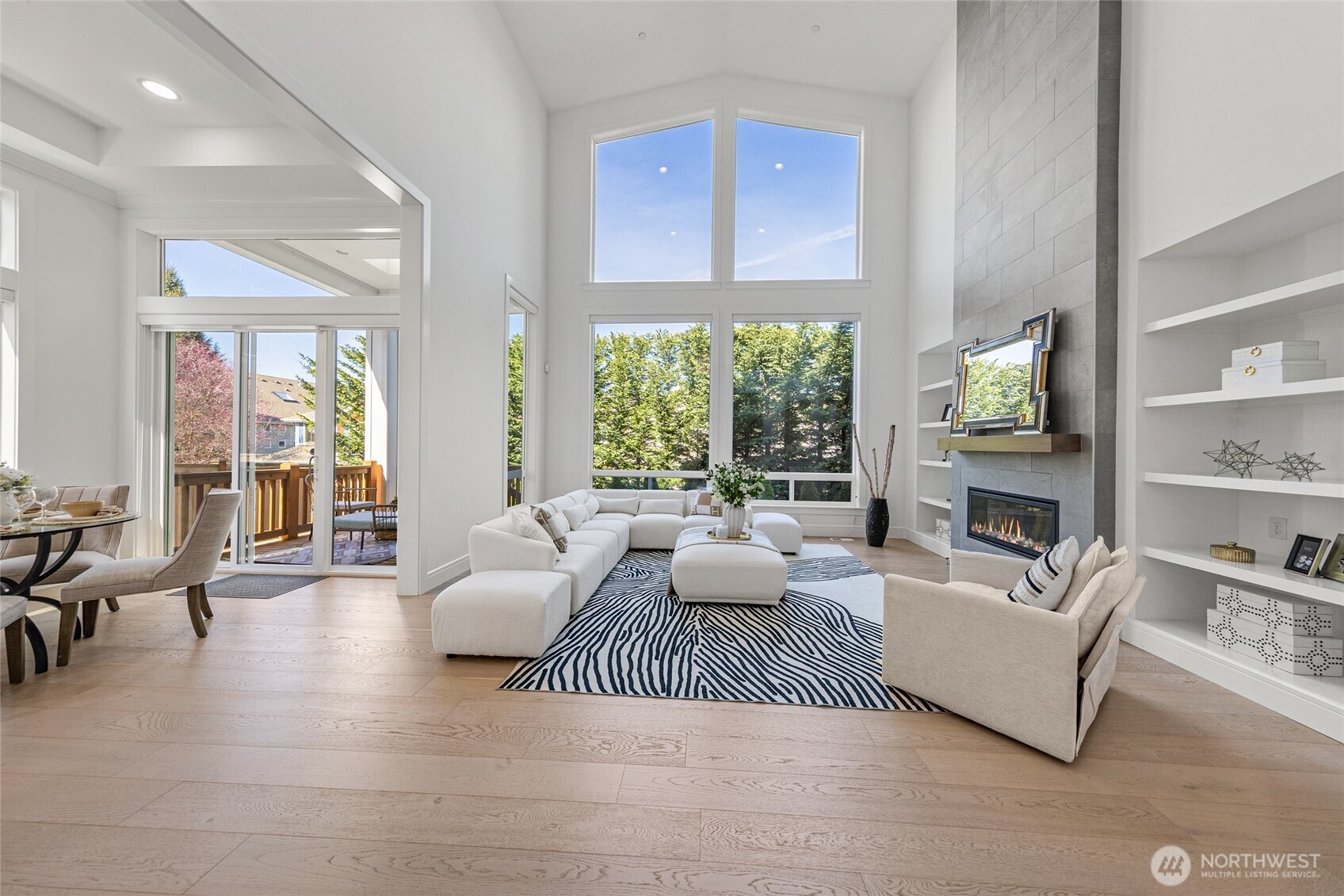 11262 SE 61st Place , Bellevue, WA 98006