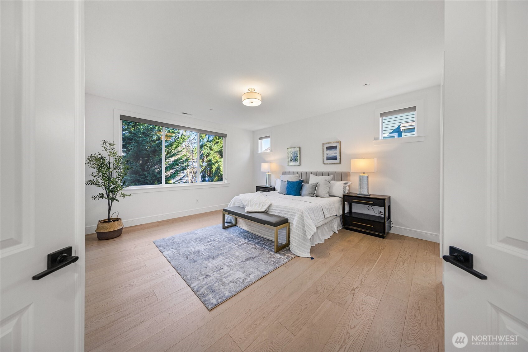 11262 SE 61st Place , Bellevue, WA 98006