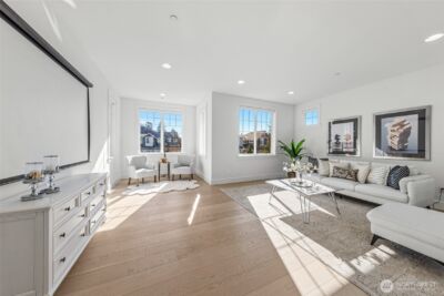 11262 SE 61st Place , Bellevue, WA 98006 - Photo 25