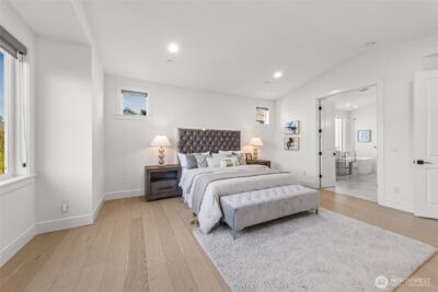 11262 SE 61st Place , Bellevue, WA 98006 - Photo 27