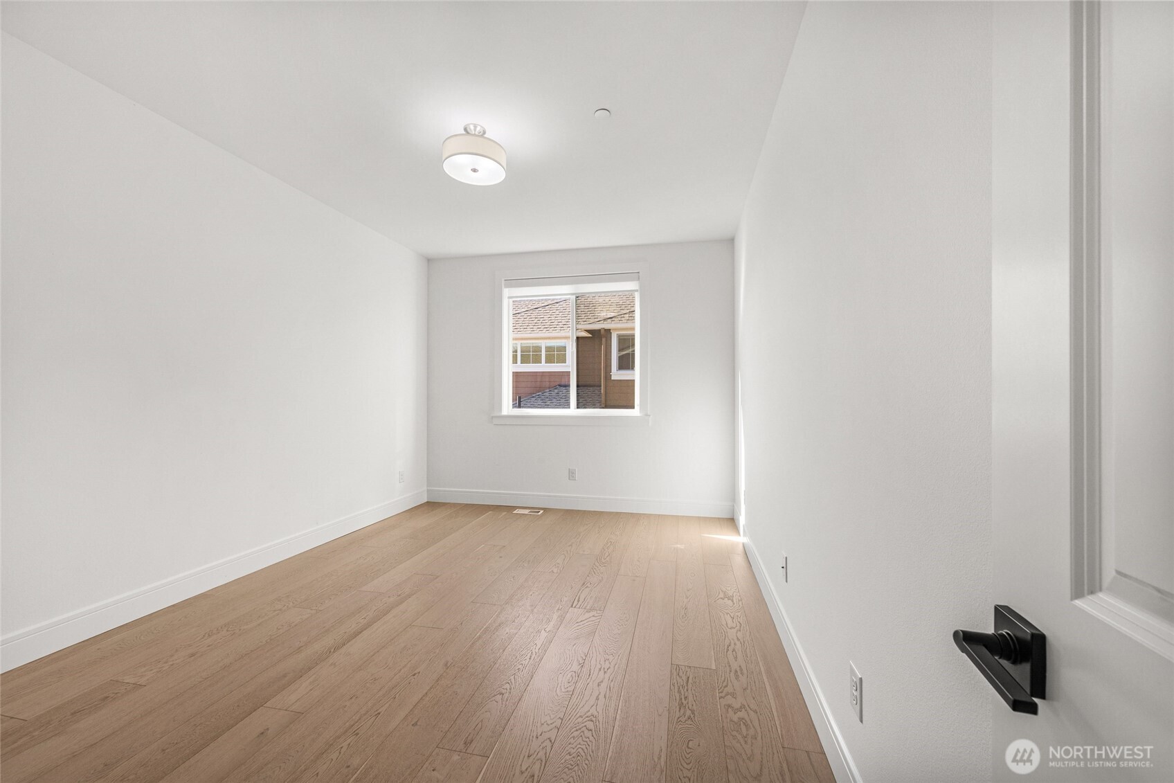 11262 SE 61st Place , Bellevue, WA 98006