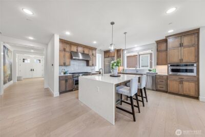 11262 SE 61st Place , Bellevue, WA 98006 - Photo 8