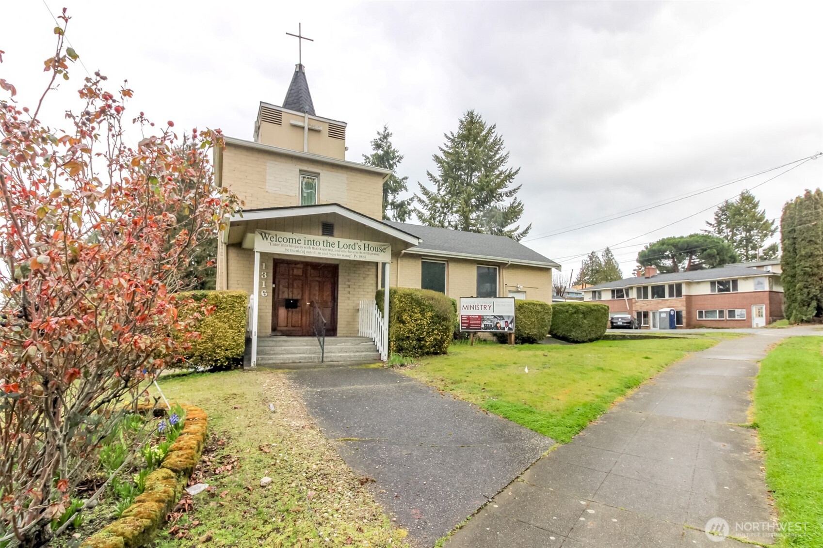 1316 SW Holden Street , Seattle, WA 98106